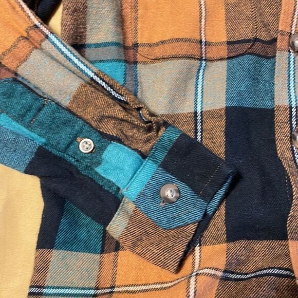 💙EUC Old Navy Plaid flannel utility pocket button down shirt size 5🧡 - Picture 3 of 5